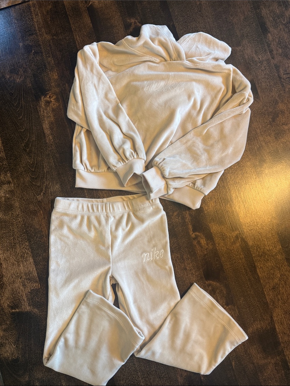 Nike Kids Cream Velour Sweatshirt & Joggers Set